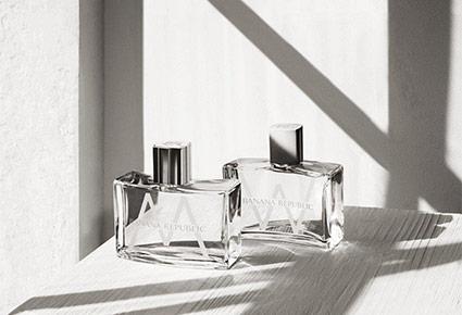 "بنانا ريببلك" تطرح عطرها الجديد M 